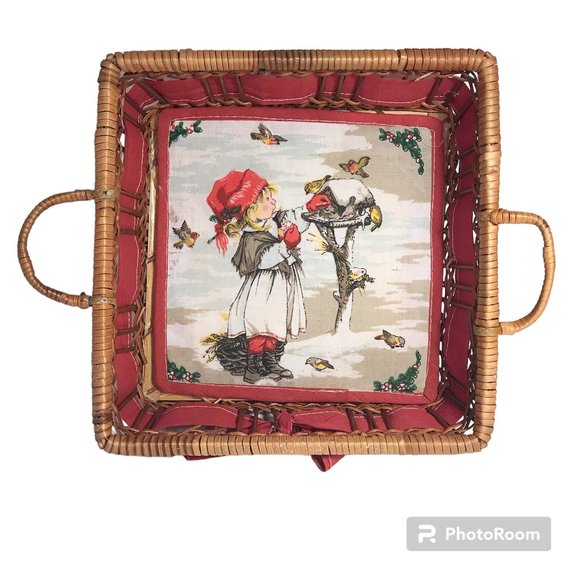 Vintage Christmas Birdhouse Napkin Bread Basket Red Ribbon Bow Holly Birds Nest - Picture 1 of 16